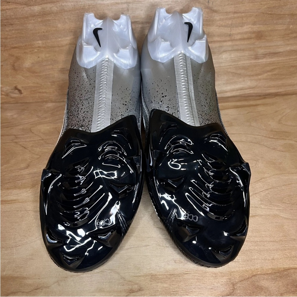 Nike Vapor Edge Elite 360 2 Silver Black/White Football Men’s Cleats Sz 16 - Picture 10 of 10